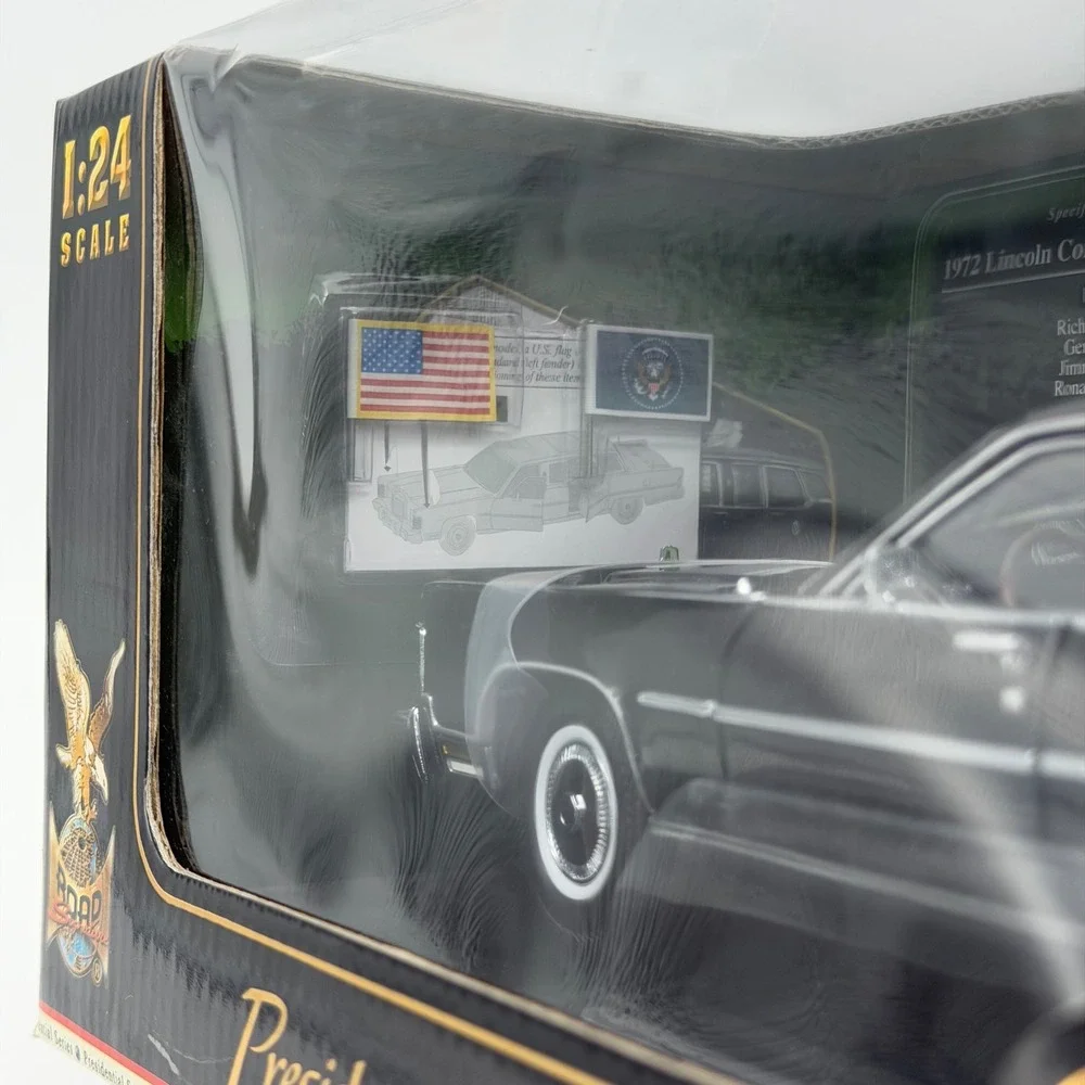 YAT MING Road Signature Presidential Series 1972 Lincoln Continental Reagan Car